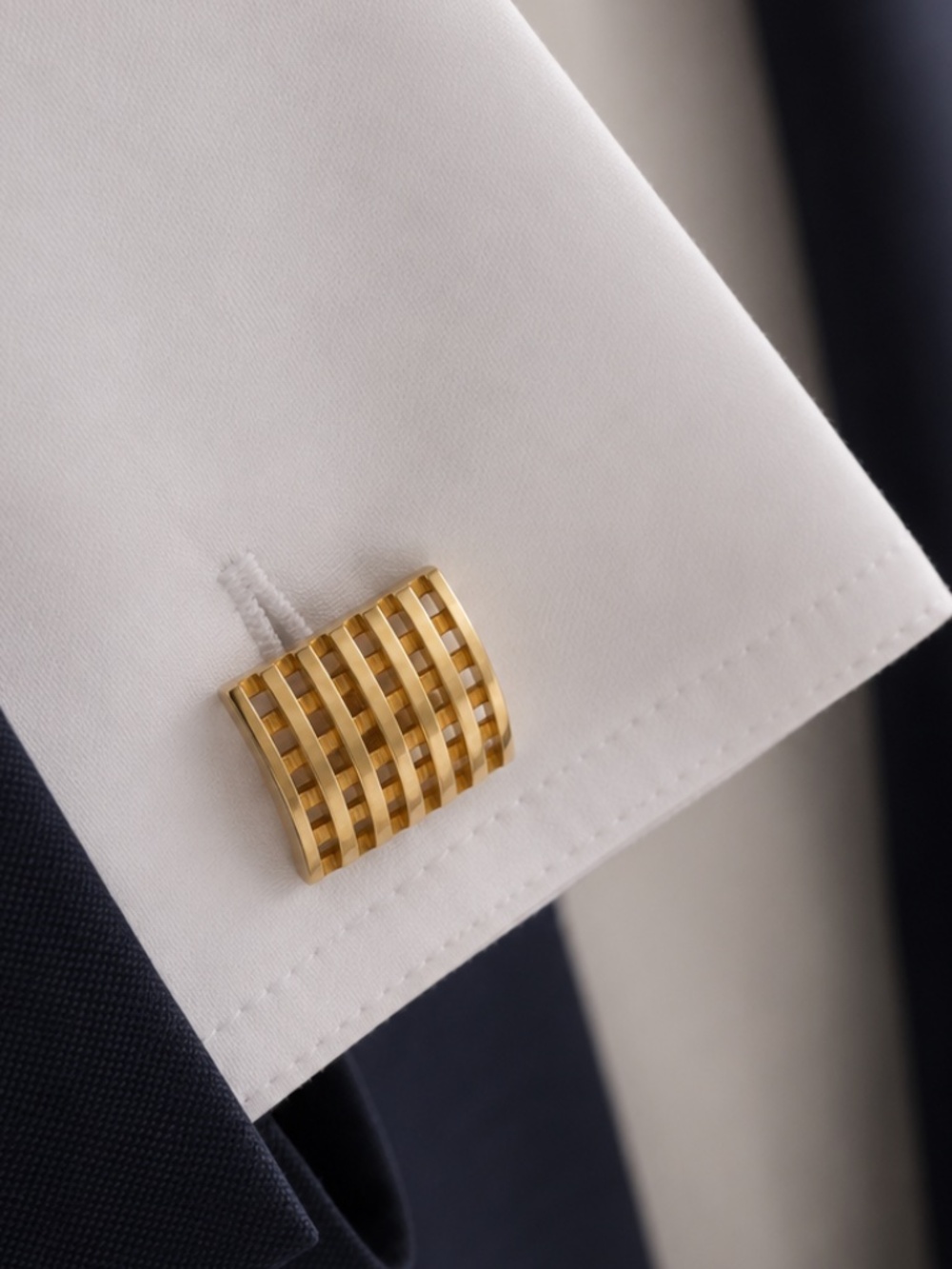 Vintage Gold-Tone Modernist Grid Cufflinks Unbranded Classic Openwork Design